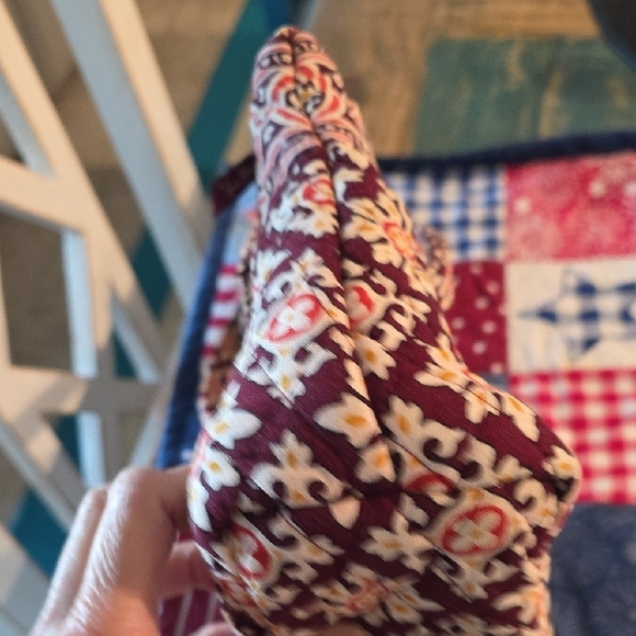 Vera Bradley Red and Pink Quilted Tote Bag - Picture 6 of 11